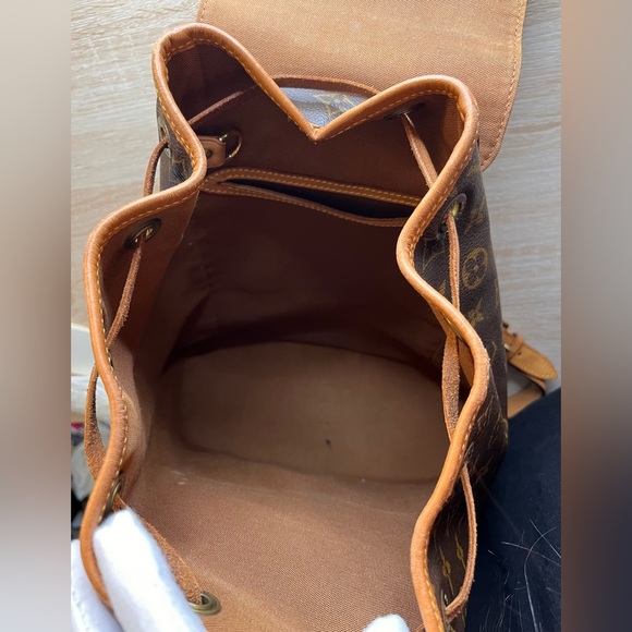 Louis Vuitton Mini Backpack - Picture 8 of 16